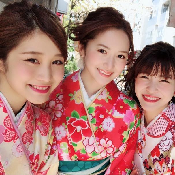 岸明日香らと着物姿で初の屋形船