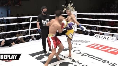 「失神ですね。衝撃ですね…」解説も驚愕 “衝撃”KOに視聴者「スローでも速い蹴りだった」