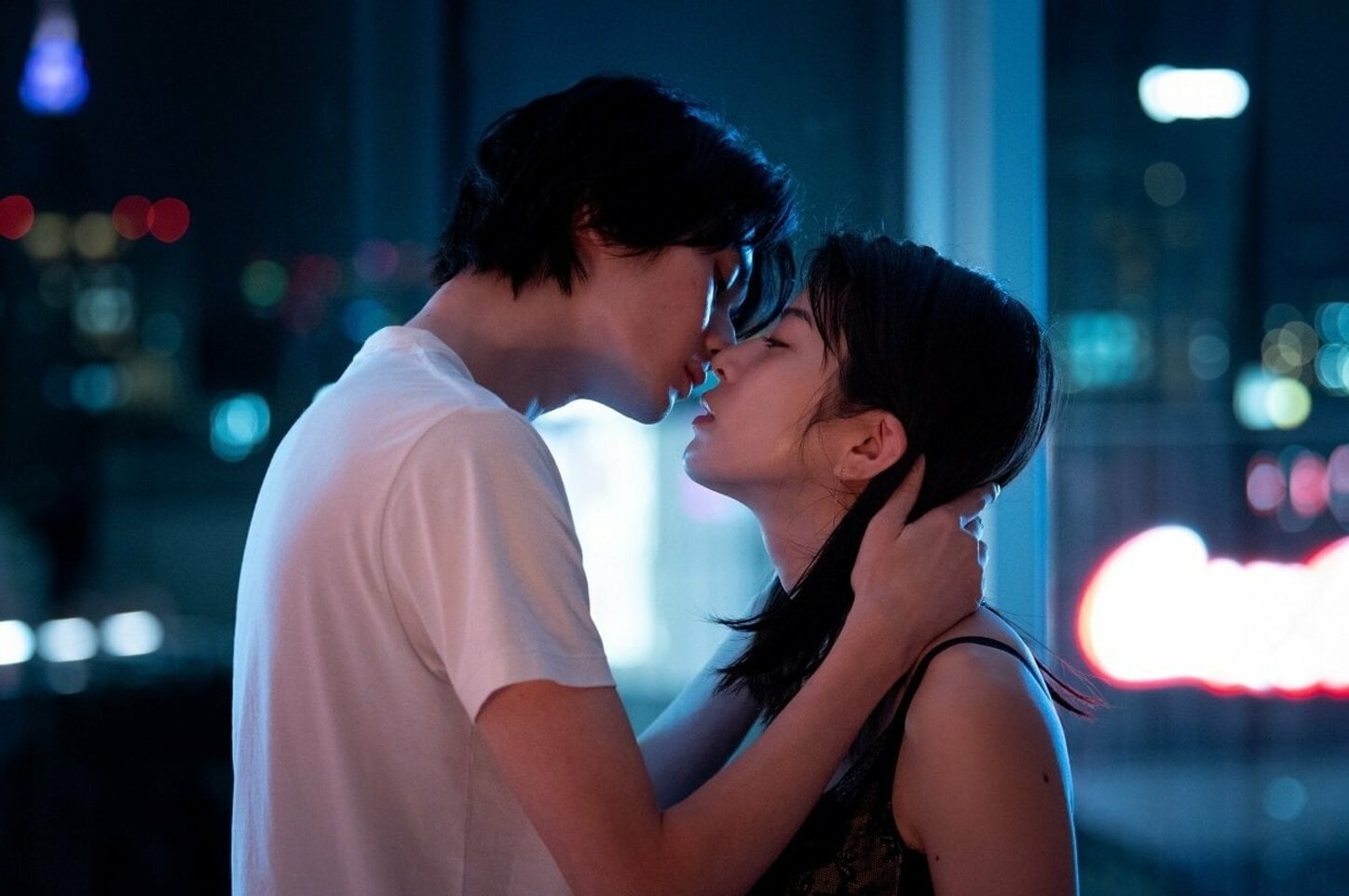 抱いてくれない婚約者と大喧嘩！ 同僚と一線を越えてしまった夜