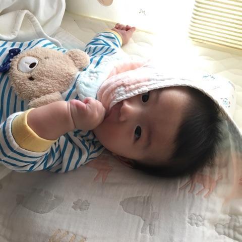 ベンチで息子が頭から落下し反省