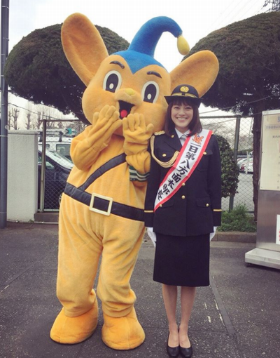 牧瀬里穂 1日本部長を務めた姿