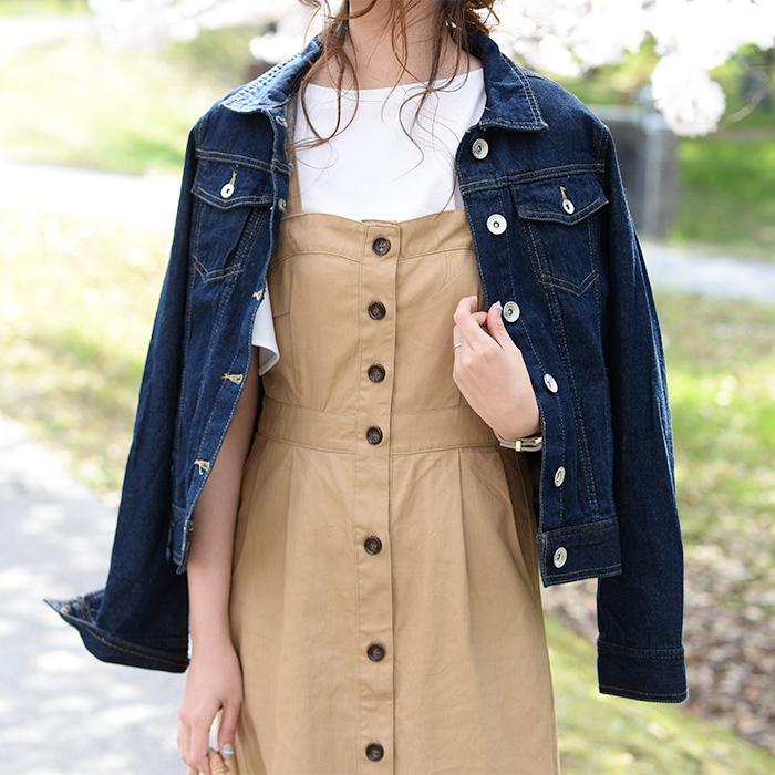 GU新作の990円フリルトップス