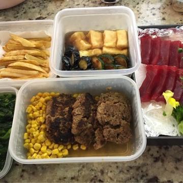 海老蔵 母からの差し入れ料理