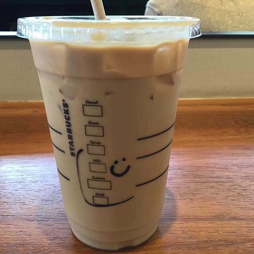 スタバで捲し立ててたクレーマーの画像