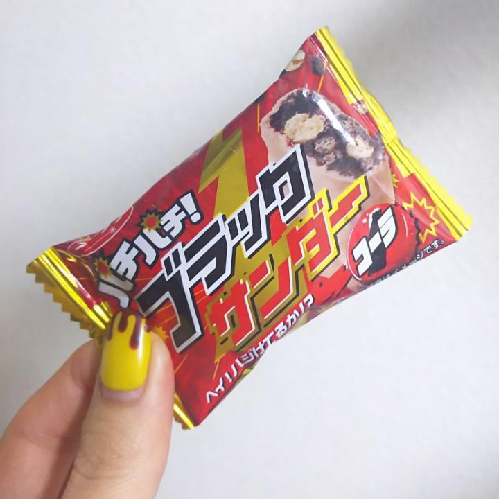 ブラックサンダーコーラ味を発見